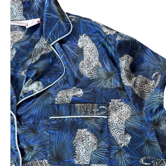 Tommy Bahama Other - Tommy Bahama Sleepwear Set Womens Sz Lg Blue Animal Print Pajama Shirt Shorts